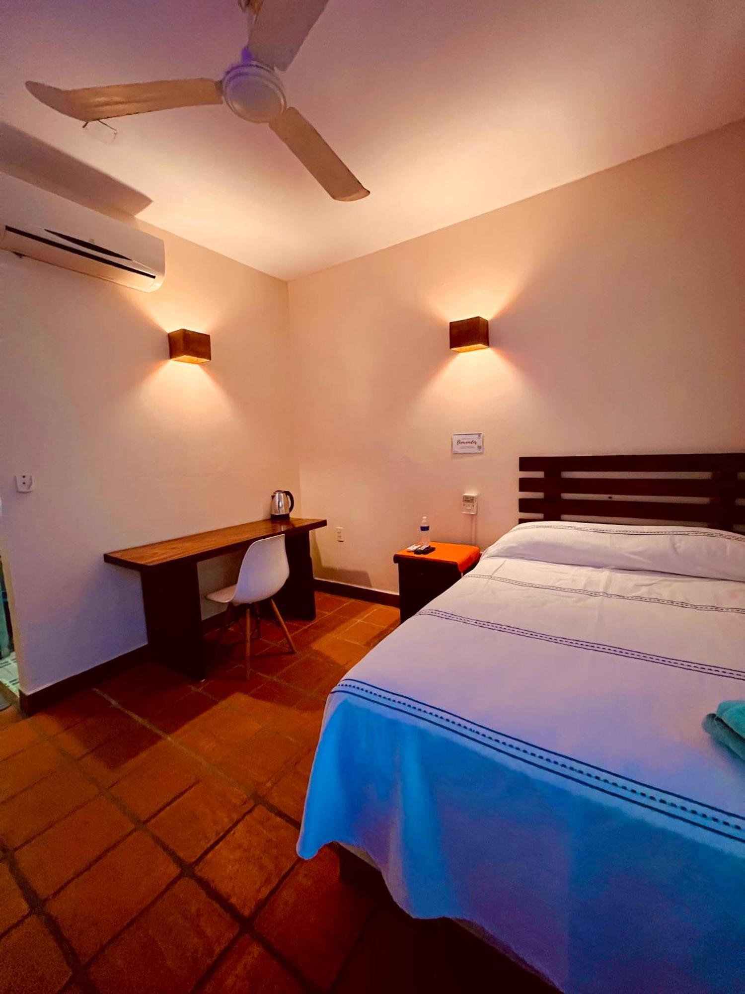 Aparthotel Casa Terranova (Adults Only) à Puerto Escondido  Chambre photo